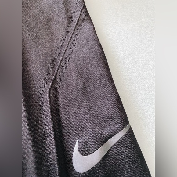 🔥NWT NIKE LONG-SLEEVE SEAMLESS TRAINING BODYSUIT BLACK XS WORKOUT GEAR - Picture 8 of 8